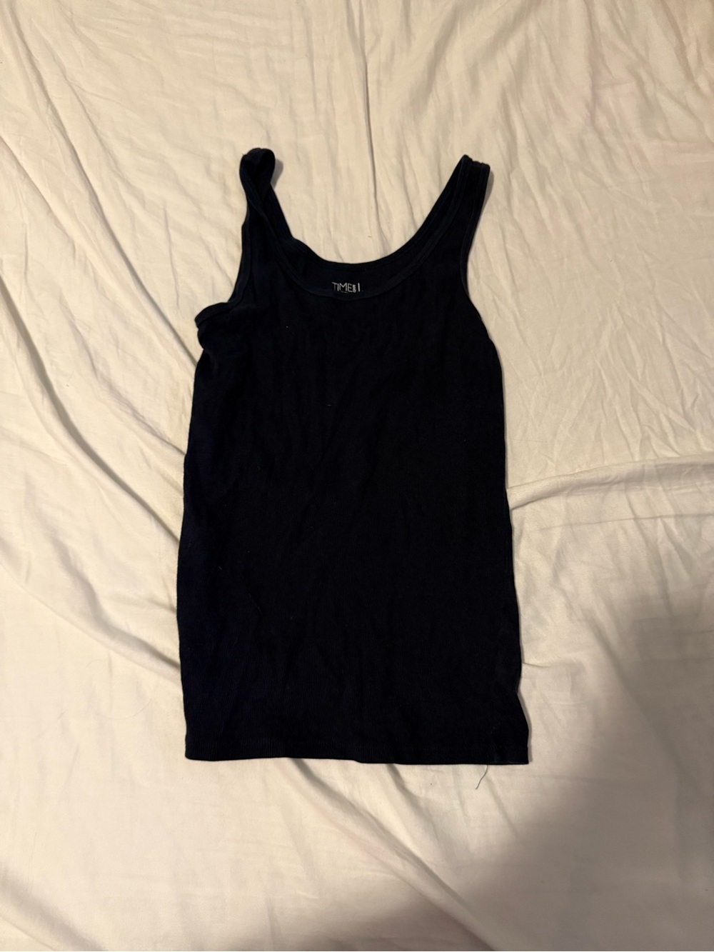 Time and Tru Black Ribbed Scoop Neck Tank Top